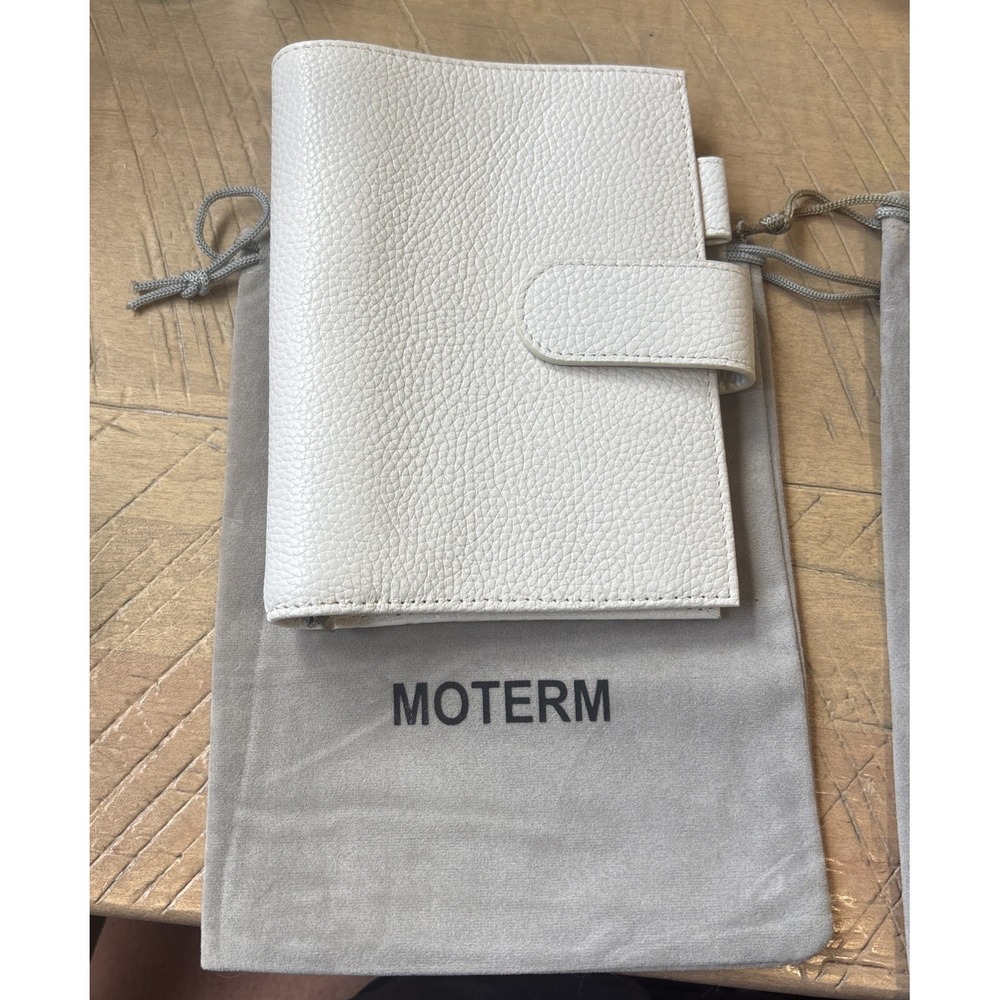 Moterm Original Plus Planner Cover A6+ Pebble Leather With Rings Cream